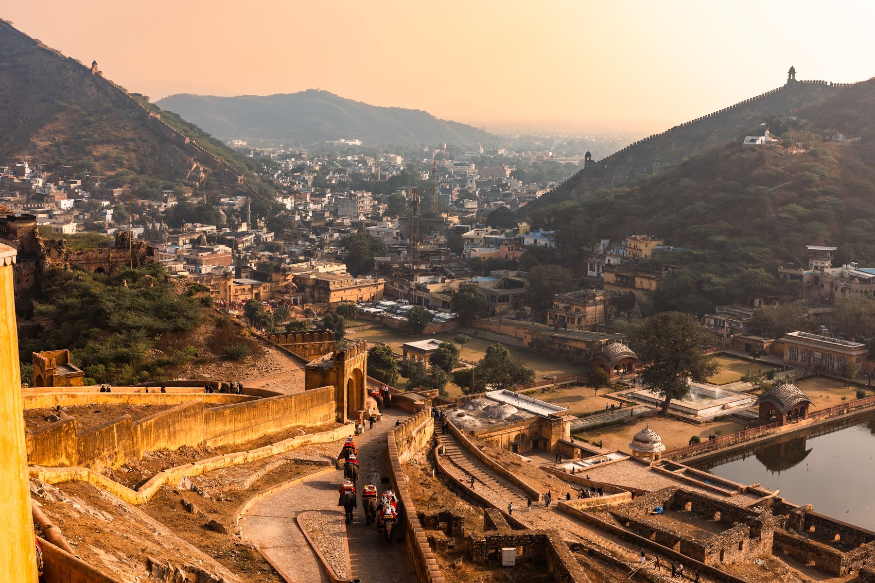 Amer Town And Palace Landscape